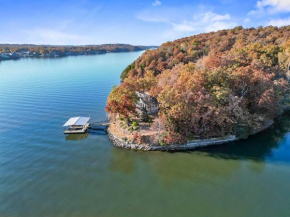 The Point of View Private Dock and Bar